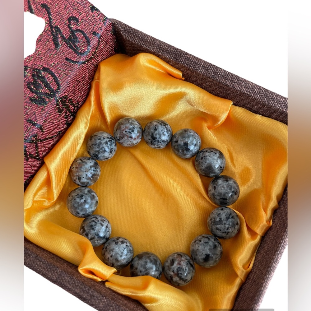 Unisex Beaded White Marble Bracelet